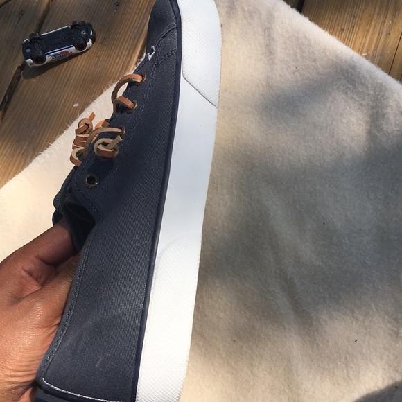 SPERRY TOP SIDER Navy Blue, fits more like a 7 - Picture 6 of 14